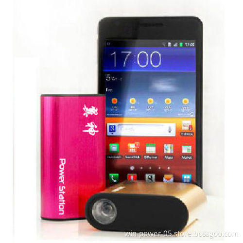Power Banks, Charger for iPhone, iPad, Camera, Capacity of 4,400mAh, Customized Logos are Welcome